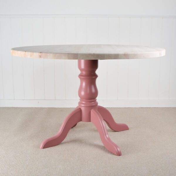 Babylon Round Table, Pine